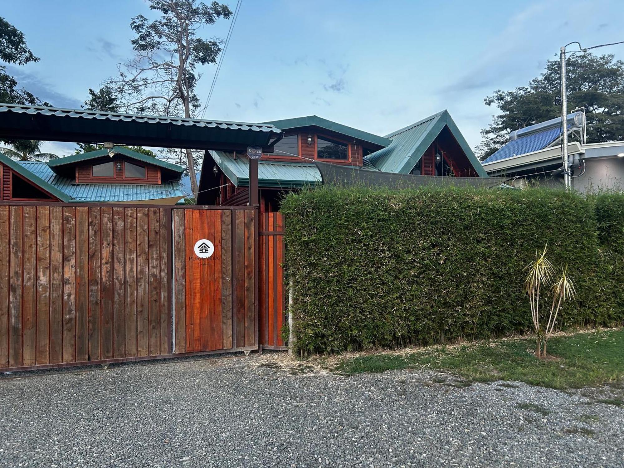 Pura Vida Cabinita Villa Uvita Exterior photo